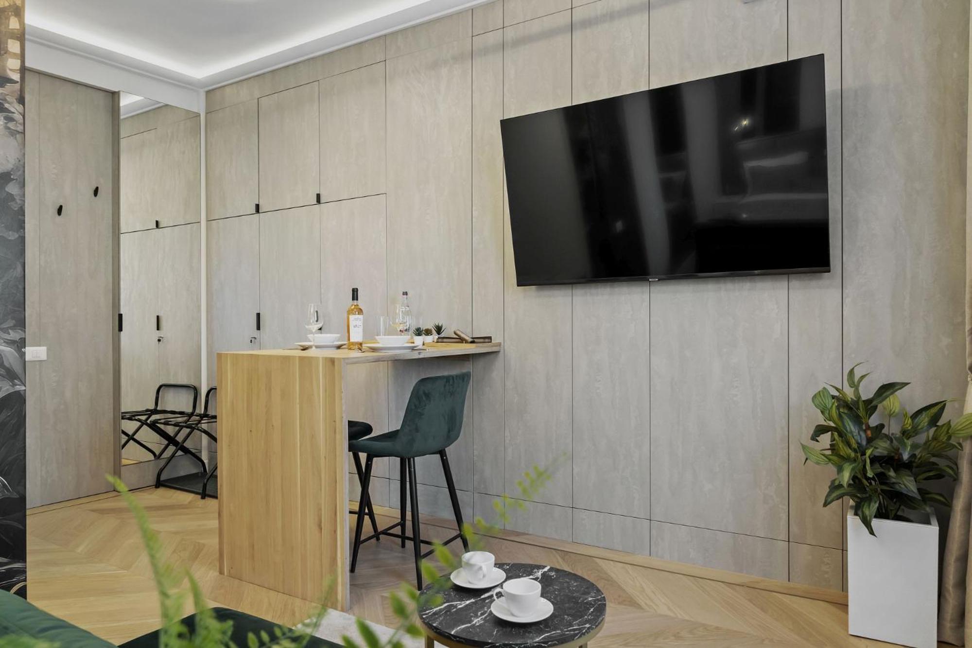 Studio Jungle Breath - City Centre Bükreş Dış mekan fotoğraf